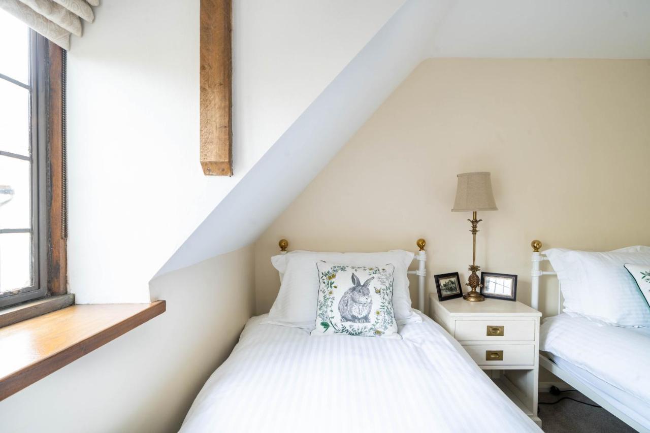 Cotswold Thatched Cottage Mickleton  Εξωτερικό φωτογραφία